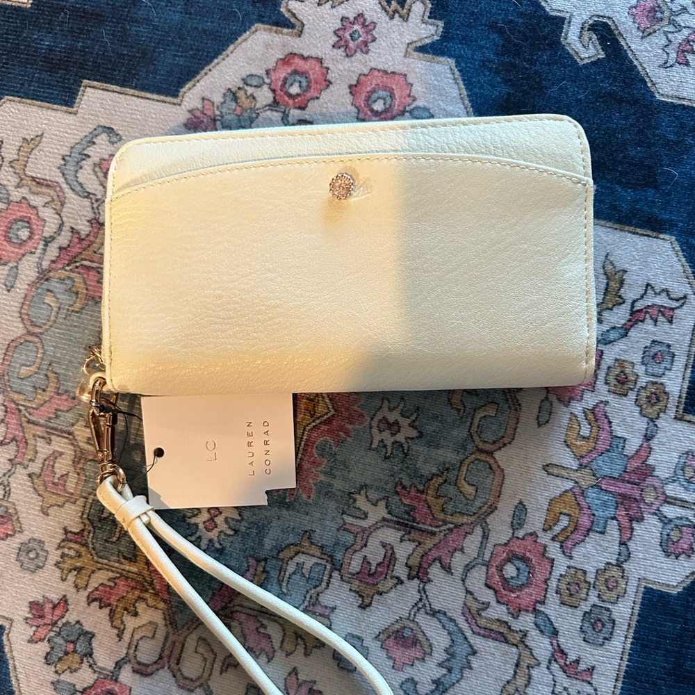 NWT LC Lauren Conrad Wristlet
